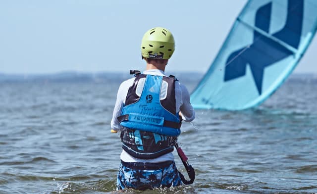 Kitesurfing: jaki latawiec na początek, by uniknąć frustracji? Kitesurfing: jaki latawiec na początek, by uniknąć frustracji?