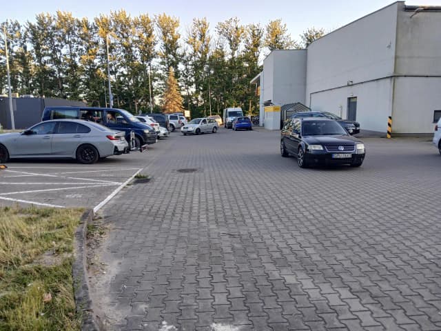 Gdzie zaparkować w Władysławowie? Najlepsze opcje parkingowe i porady Gdzie zaparkować w Władysławowie? Najlepsze opcje parkingowe i porady